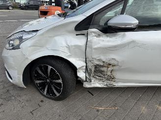 Peugeot 208 1.2 ALLURE picture 14