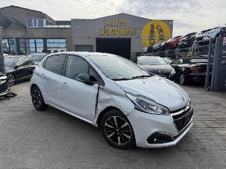 škoda osobní automobily Peugeot 208 1.2 ALLURE 2019/2