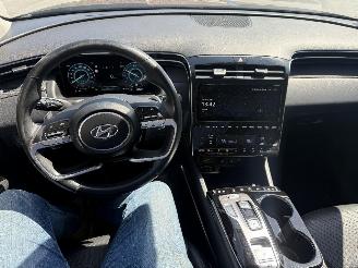 Hyundai Tucson PHEV 1.6 T-GDI 4WD picture 21