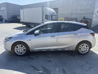 Opel Astra 1.0I COMFORT picture 5