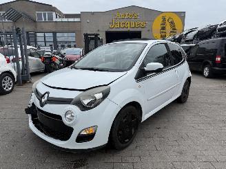 uszkodzony samochody osobowe Renault Twingo 1.2I EXPRESSION 2012/2