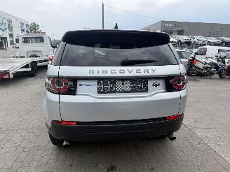 Land Rover Discovery Sport 2.0 TD4 HSE picture 9