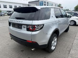 Land Rover Discovery Sport 2.0 TD4 HSE picture 10