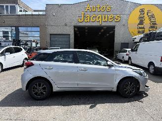 uszkodzony samochody osobowe Hyundai I-20 1.2I PLAY 2017/12