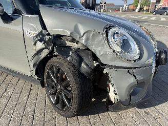 Mini Cooper 1.5 picture 9