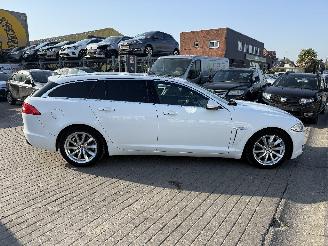 Jaguar XF 2.2D LUXURY picture 8