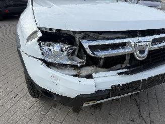 Dacia Duster 1.6I picture 13
