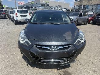 Hyundai I-40 1.7 CRDI STYLE picture 2