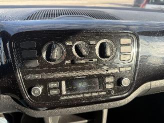 Volkswagen Up! 1.0 MOVE picture 16
