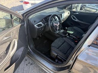 Opel Astra 1.2 B picture 19