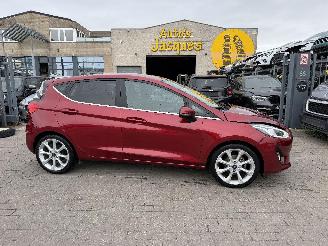 damaged passenger cars Ford Fiesta 1.0I TITANIUM 2019/5