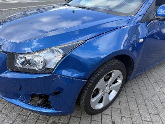 Chevrolet Cruze 1.8I LT SEDAN picture 13