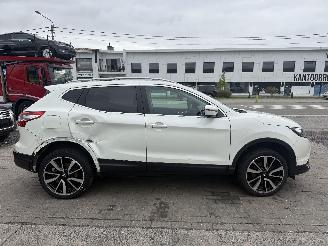 Nissan Qashqai 1.2 AUTOMAAT picture 5