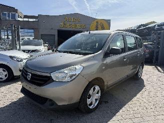 skadebil auto Dacia Lodgy 1.5 AMBIANCE 2013/2