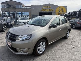 skadebil auto Dacia Logan SEDAN 2014/2