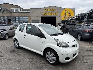 škoda osobní automobily Toyota Aygo 1.0 2010/12