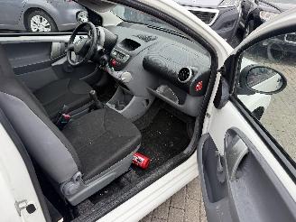 Toyota Aygo 1.0 picture 12