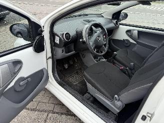 Toyota Aygo 1.0 picture 11