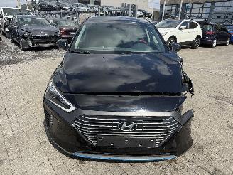 Hyundai Ioniq HEV1.6 GDI EXECUTIVE picture 2