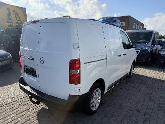 Opel Vivaro 1.5 TURBO C EDITION picture 8