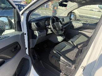 Opel Vivaro 1.5 TURBO C EDITION picture 6