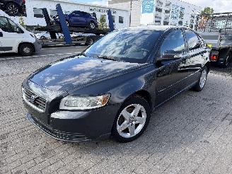 Volvo S-40 1.6D picture 2
