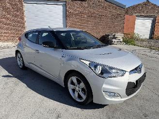 Hyundai Veloster 1.6 picture 10