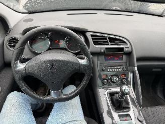 Peugeot 3008 1.6 STYLE picture 7