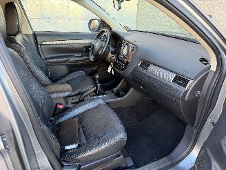 Mitsubishi Outlander 2.2 DID AWD 4X4 picture 15
