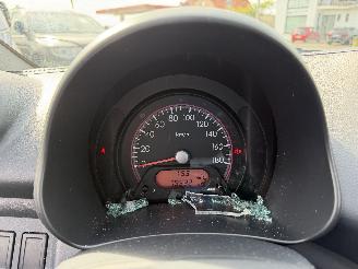 Nissan Pixo 1.0I picture 16