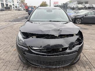 Opel Astra SPORTS TOURER picture 3