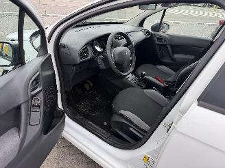 Citroën C3 1.0 picture 8