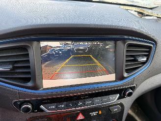 Hyundai Ioniq PLUG-IN HYDBRID picture 24