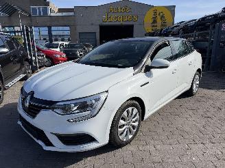 Voiture accidenté Renault Mégane GRANDTOUR 2018/4