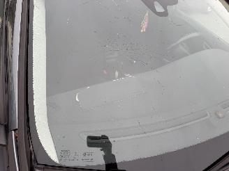 Volvo V-40 2.0D picture 17