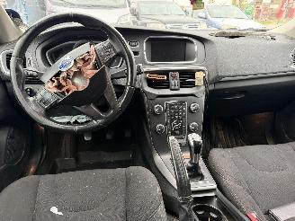 Volvo V-40 2.0D picture 9