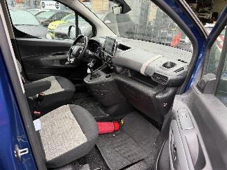 Citroën Berlingo 1.2I FEEL picture 14