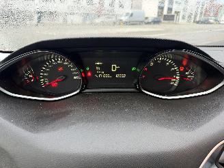 Peugeot 308 1.2I picture 19