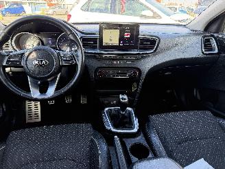Kia Ceed 1.0 T-GDI picture 6