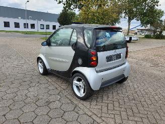 Smart Fortwo COUPE CDI picture 4