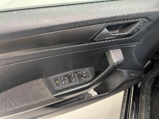 Volkswagen T-Roc STYLE picture 10