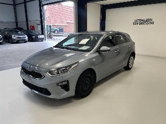 Kia Cee d  picture 8