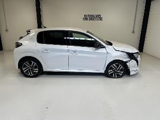 Peugeot 208 ALLURE picture 3