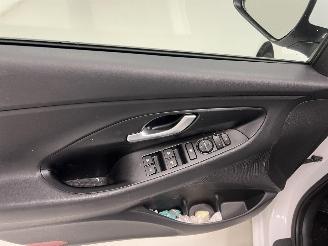 Hyundai I-30  picture 11