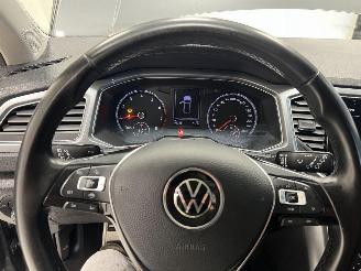 Volkswagen T-Roc  picture 16