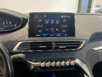 Peugeot 5008 ALLURE/ PANORAMA picture 15