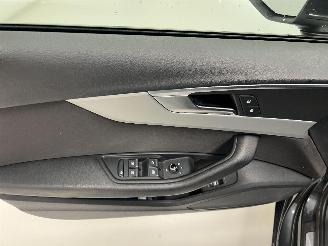 Audi A4 S-TRONIC picture 13