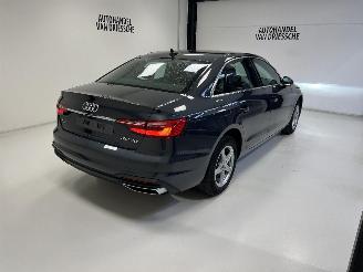 Audi A4 S-TRONIC picture 3