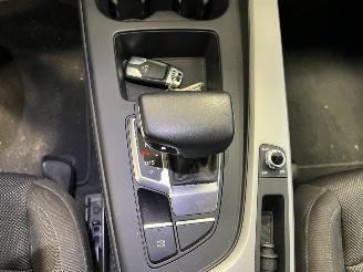 Audi A4 S-TRONIC picture 16