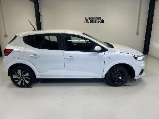 Dacia Sandero  picture 2